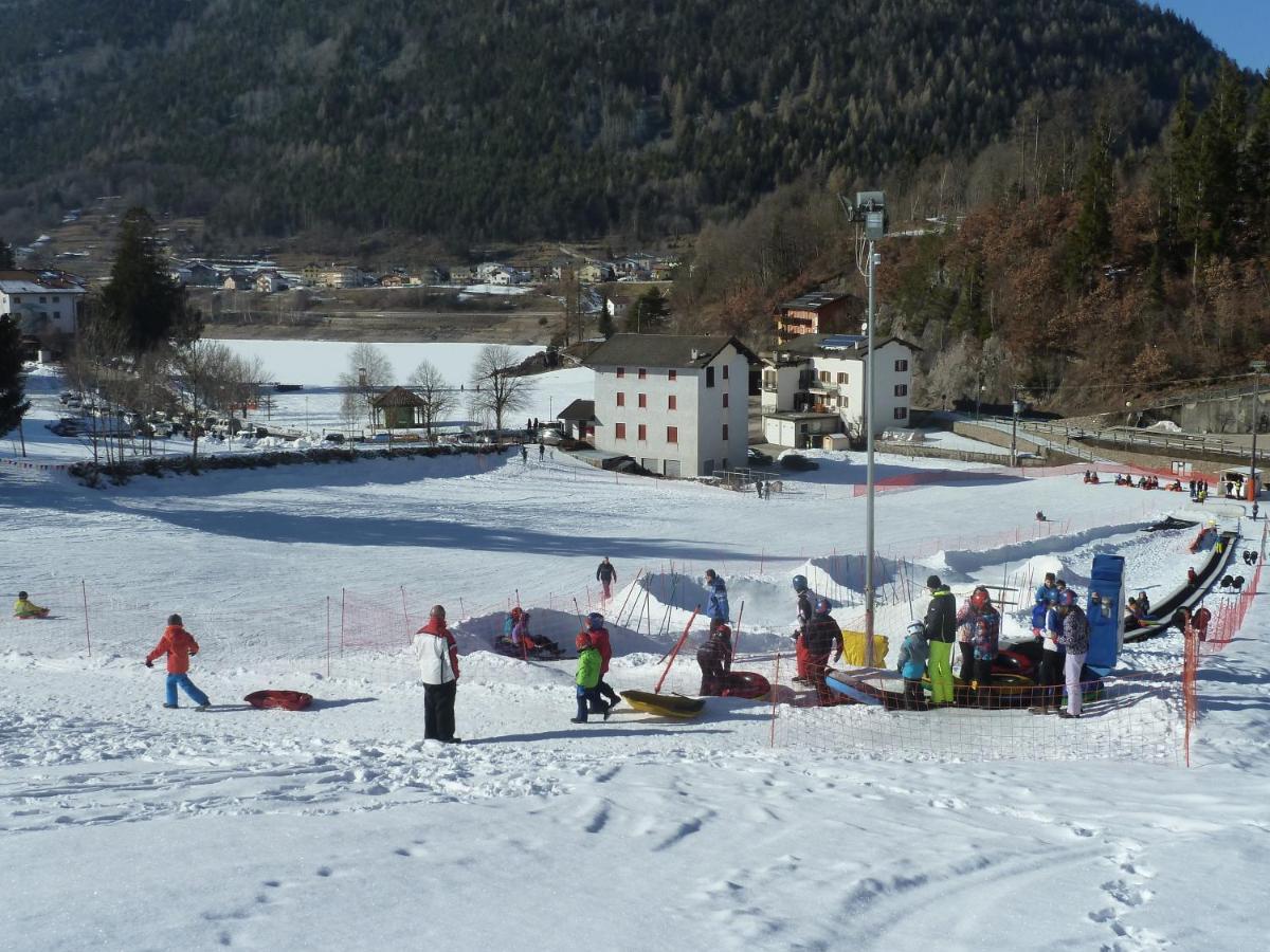 Hotel Pineta Baselga di Pine Luaran gambar