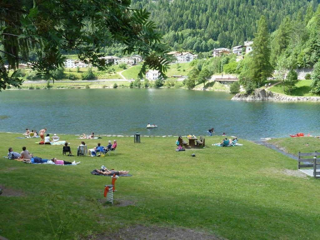 Hotel Pineta Baselga di Pine Luaran gambar